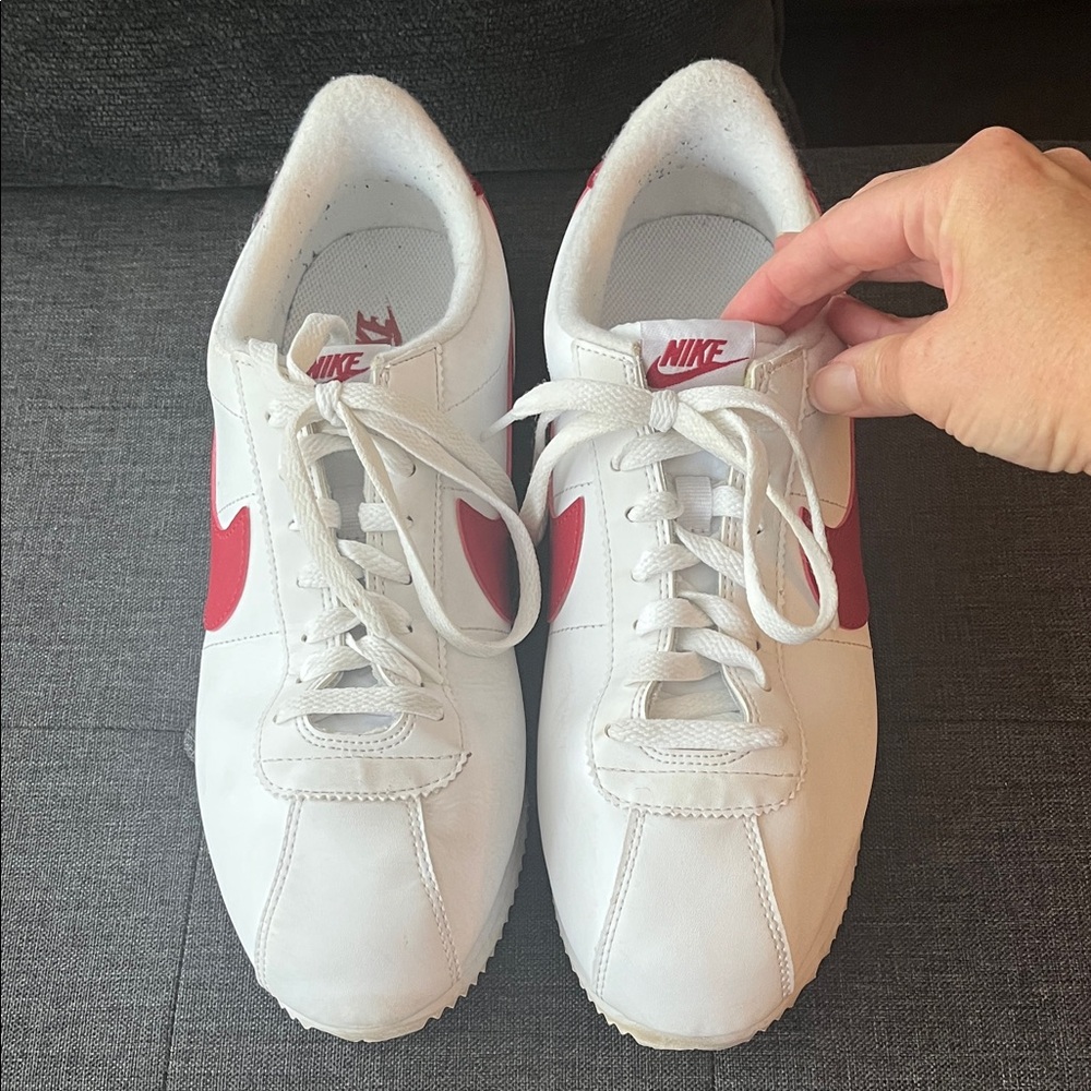 Nike Men’s Classic Cortez Leather Red White and Blue Sneakers Size 10.5 - Picture 3 of 12